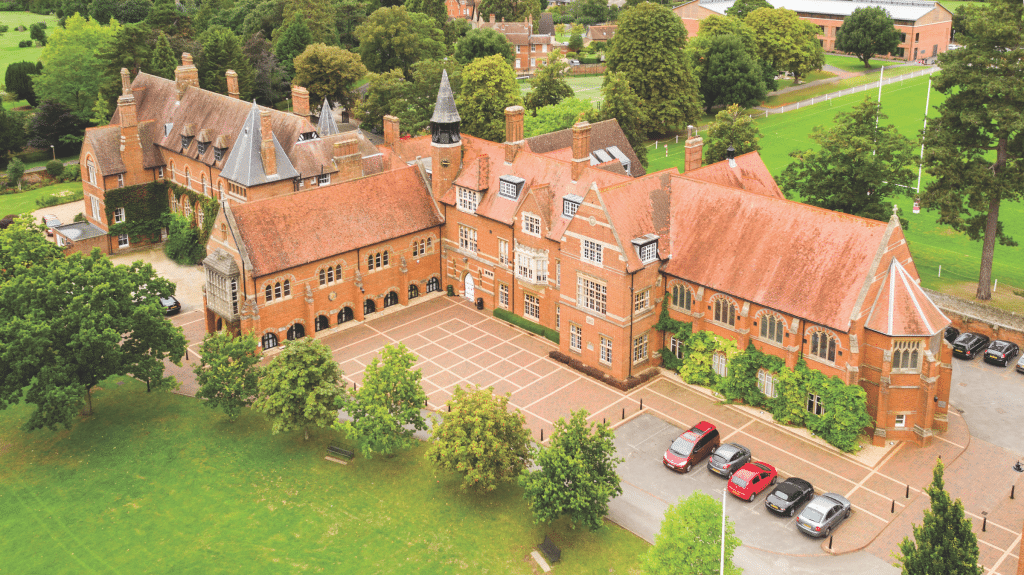 Abingdon is a leading independent day and boarding school for children aged 11-18, located in Oxfordshire.
